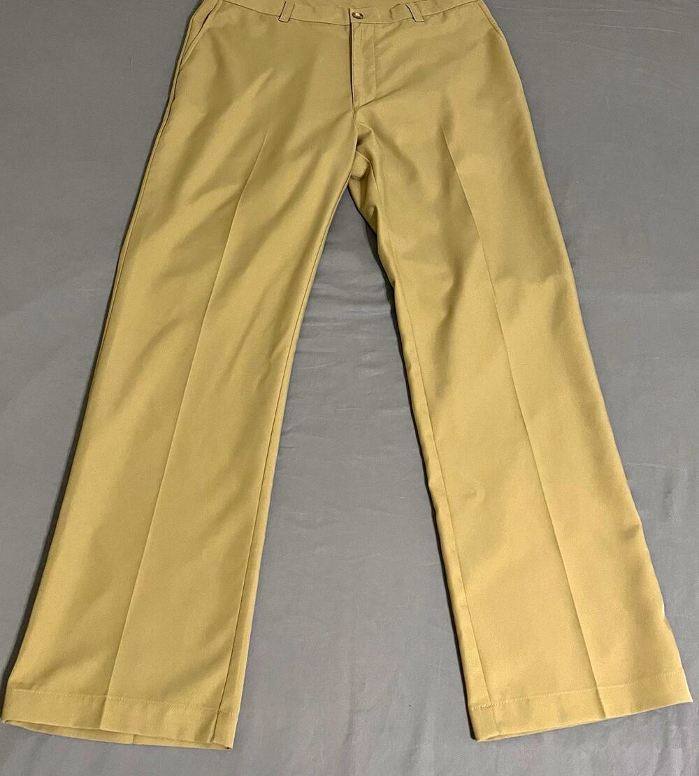 Roundtree & Yorke Mens 36x30 Performance Beige Pleated Dress Pants Straight Leg